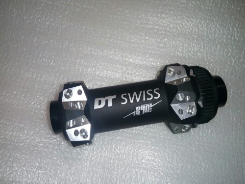 Втулка передняя DT Swiss 240S boost, матовая, 110/15 мм, c-lock, 28 straightpull